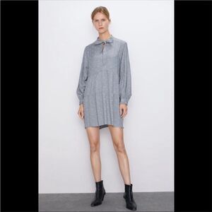 Zara Gray Swiss Dot Long Sleeve V-Neck Tiered Short Casual Dress Size XS